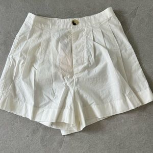 DOEN white shorts